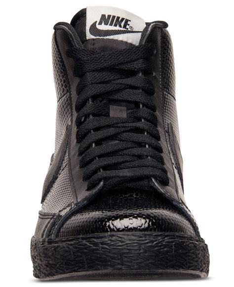 nike black leather line